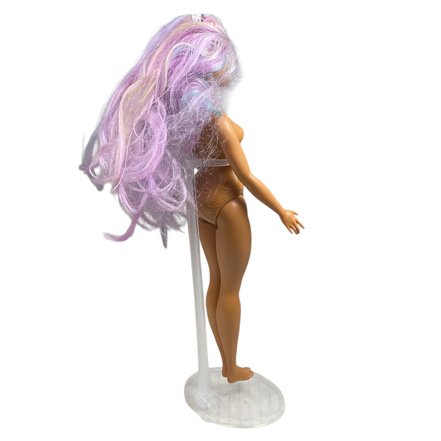 2020 Fashionistas Barbie #GHW52