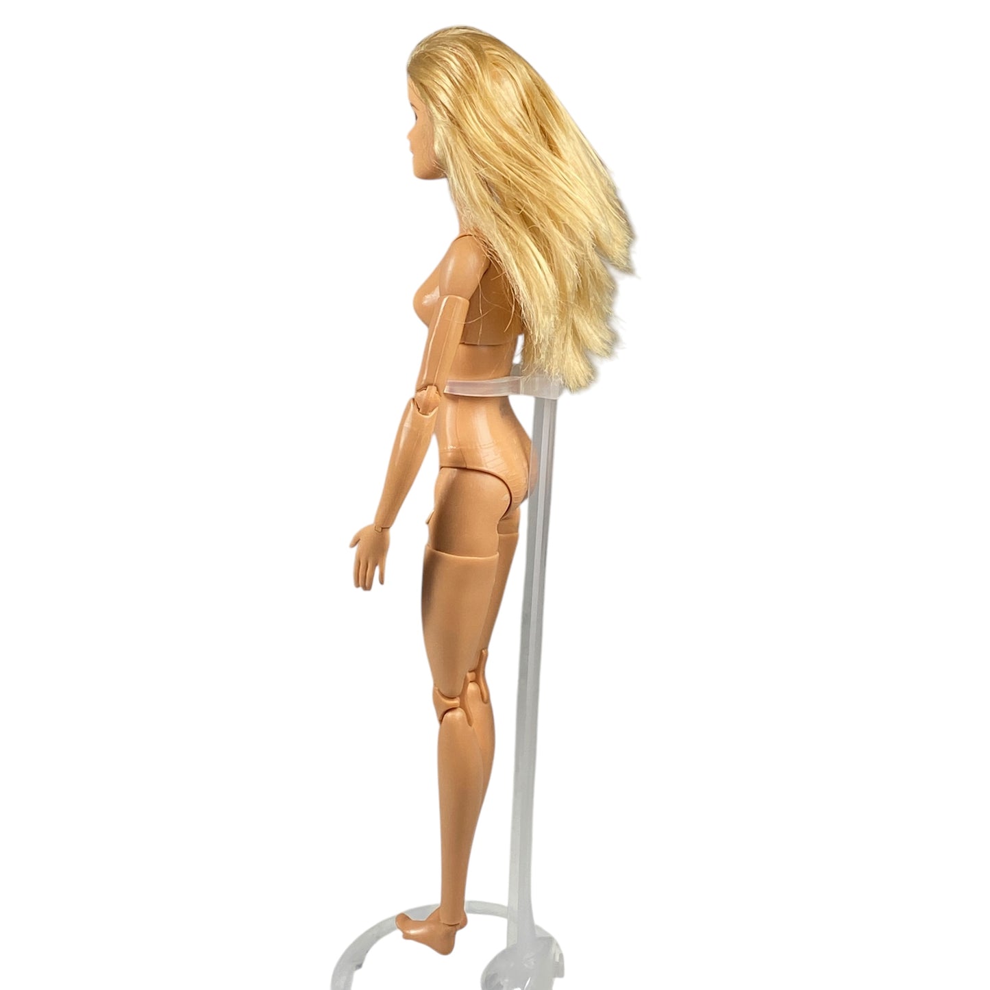2016 Made to Move Barbie #DHL82