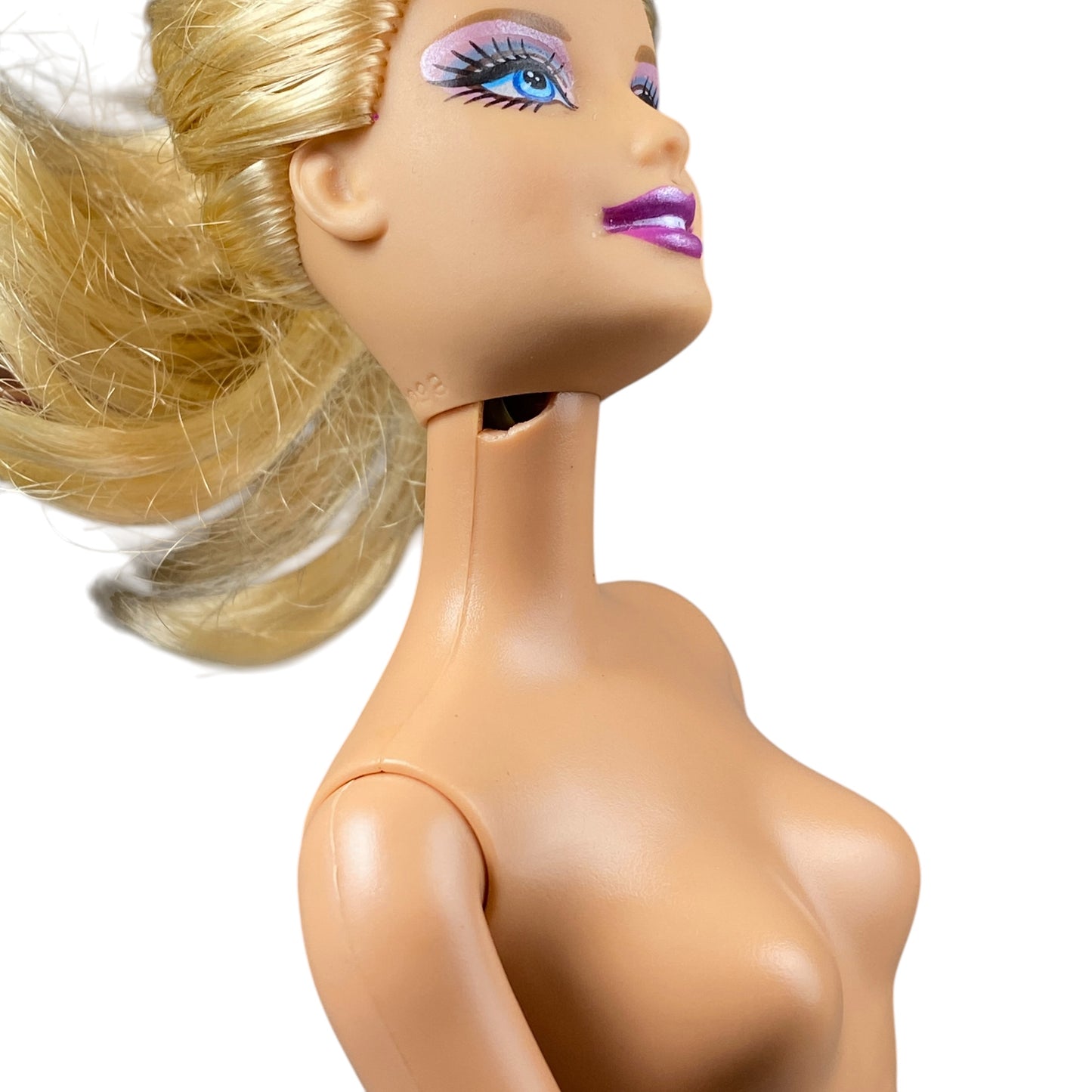 2013 Fashionistas Rainbow Barbie #X7870