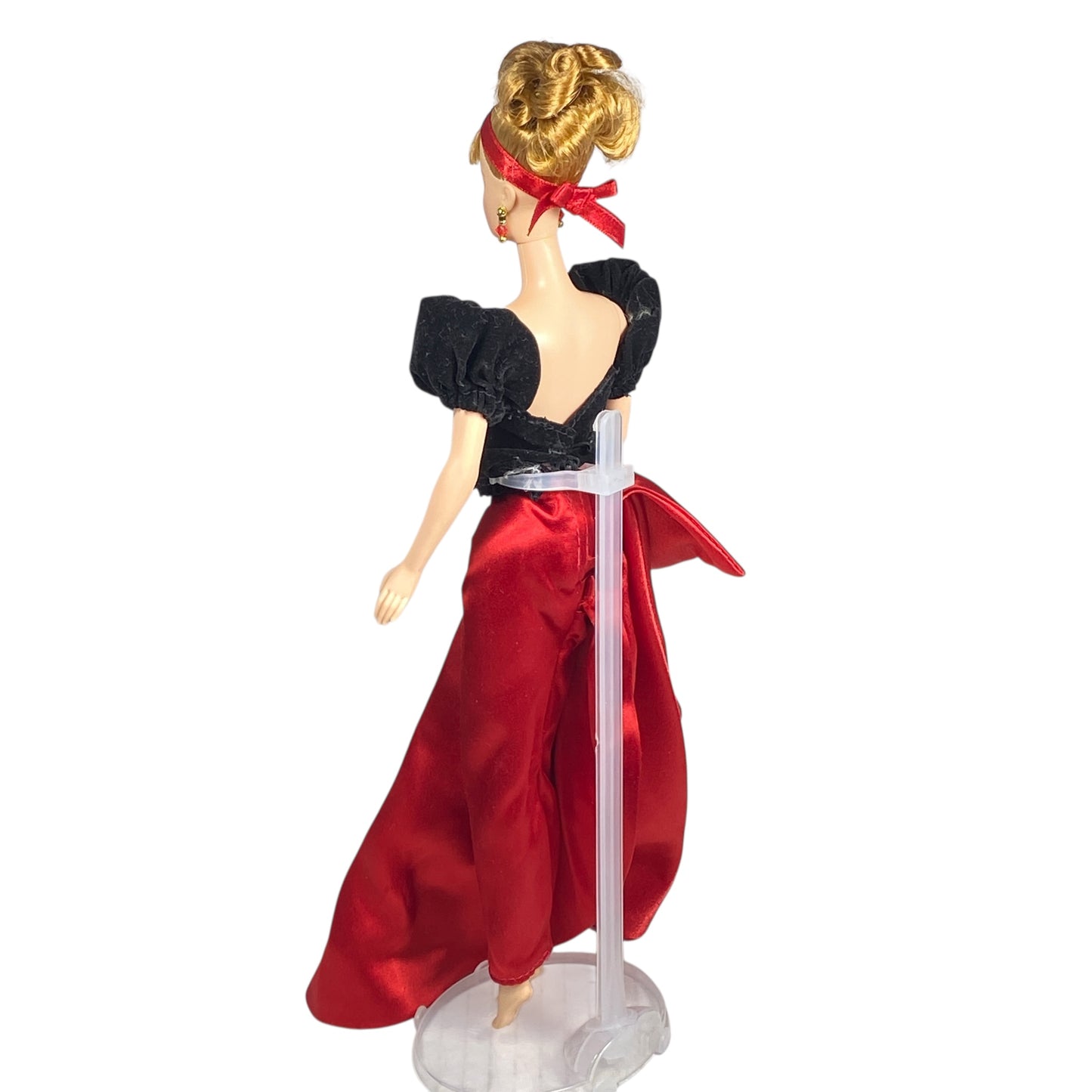 1998 Winter Splendor Avon Exclusive Barbie #19357