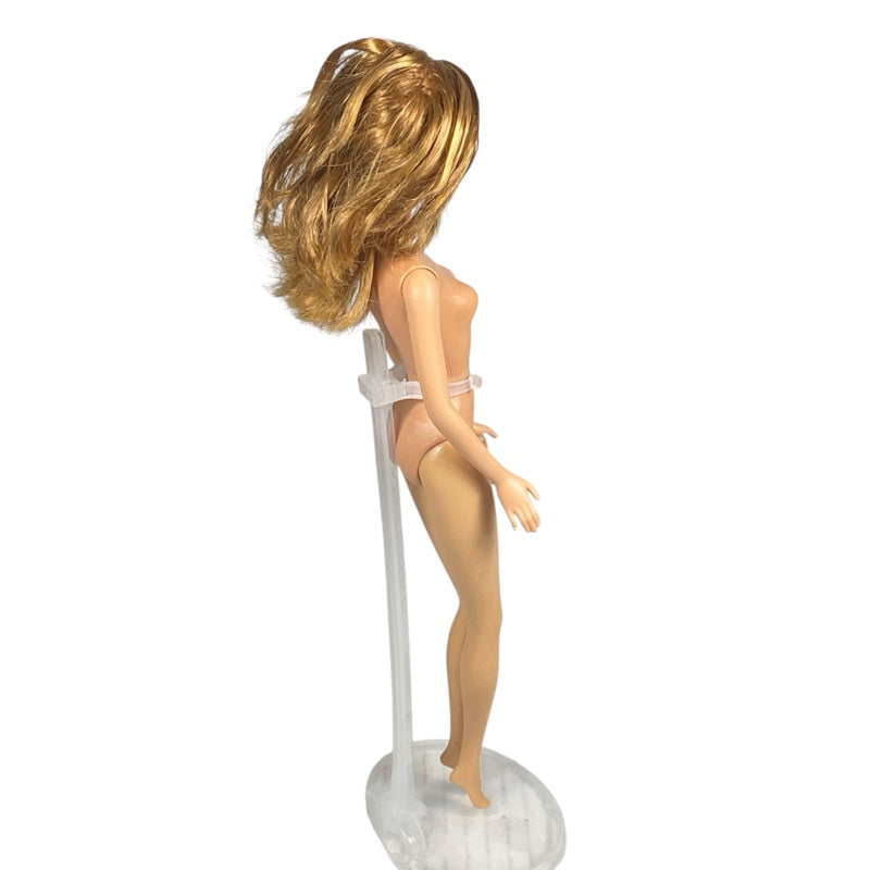 2006 Fashion Fever Modern Trends Barbie #J1326