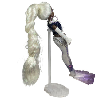 2022 Mermaze Mermaidz Winter Waves Crystabella