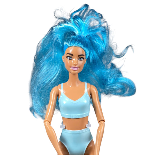 2022 Cutie Reveal Barbie #HJL63