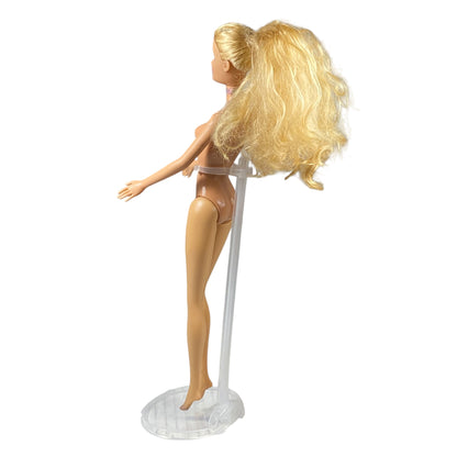 2005 The Magic of Pegasus Princess Annika Barbie #G8399