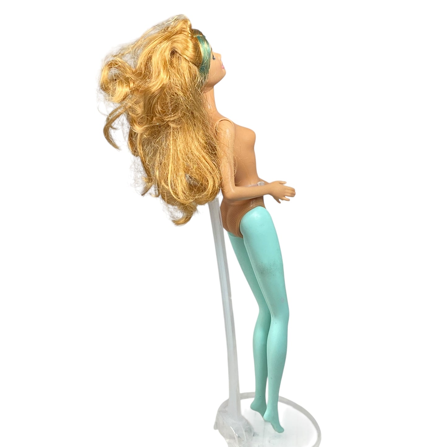 2009 Barbie and the Three Musketeers Aramina #N8019
