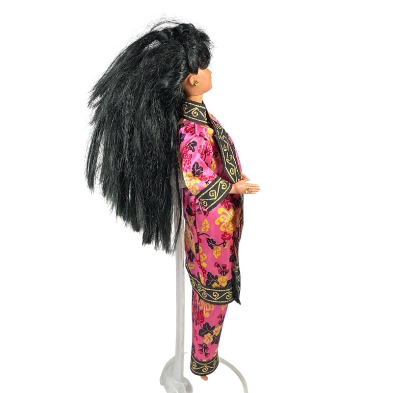 1994 Dolls of the World Chinese Barbie #11180
