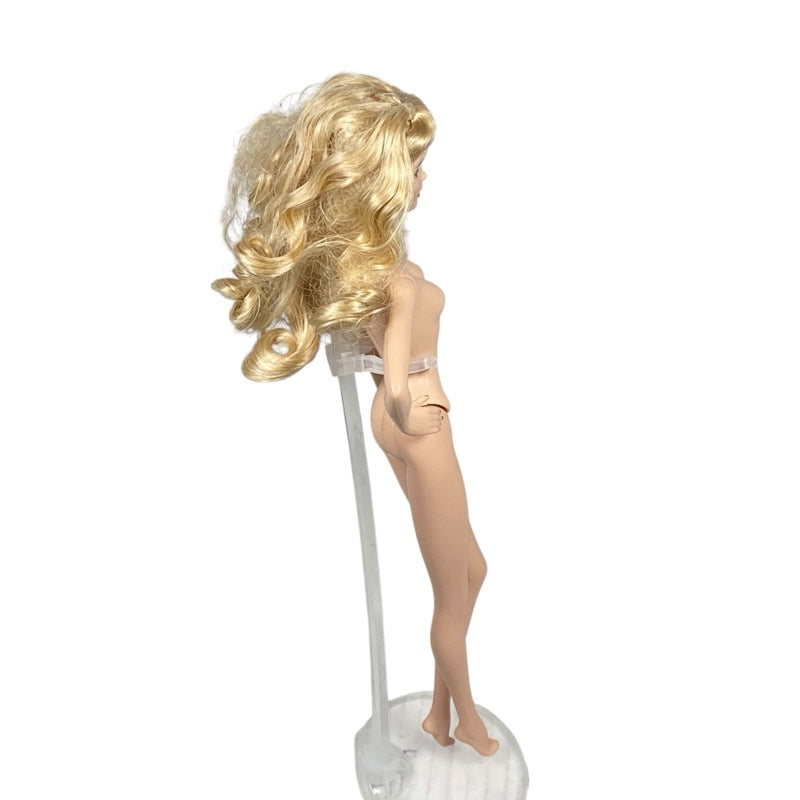 2022 Holiday Barbie #HBY06