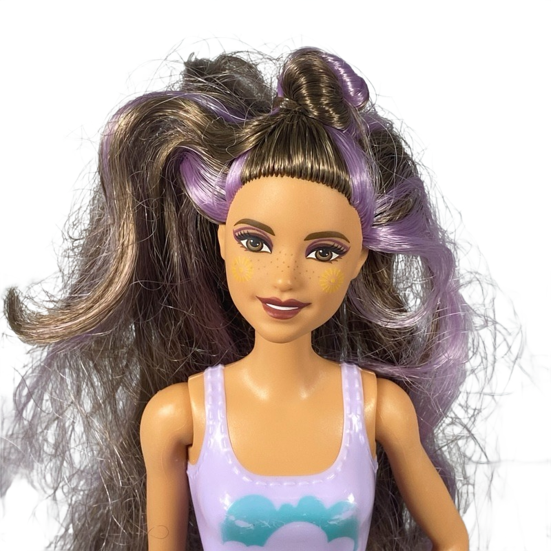 2021 Color Reveal Barbie #HCD22