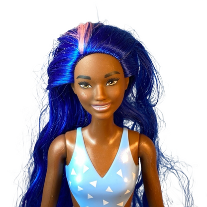 2023 Pop Reveal Barbie #HNW42