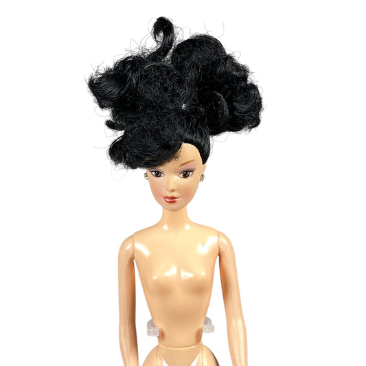 2008 Chic Doll Brunette